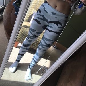 Camo leggings